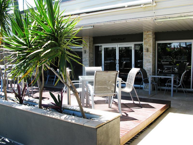 Country Plaza Motor Inn Mackay Eksteriør bilde